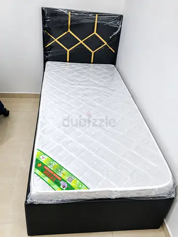 Single size velvet Bed including mattress good quality available