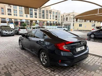 2017 Honda CIVIC — фото 3