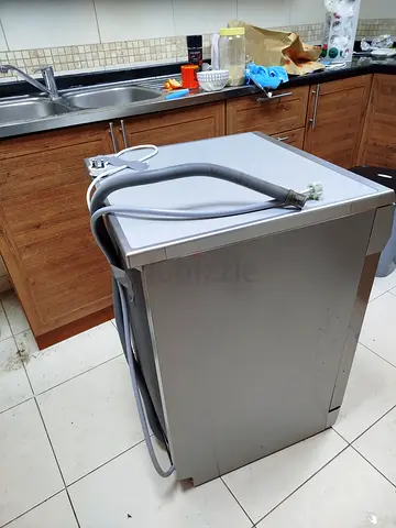 DISH WASHER