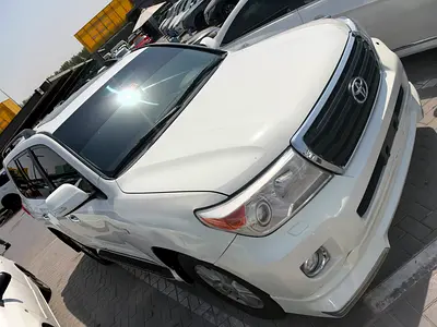 Toyota Land Cruiser 2010 GXR fullopshinGCC Specs