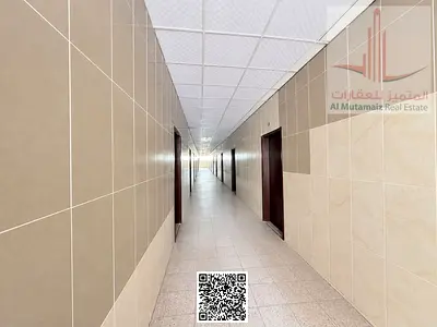كامب عمال للإيجار في الجرف 3 عجمان 3 بلوكات تضم 268 غرفة بسعر 1,800 درهم للغرفة مناسب للشركات والمقاولين والدفع على شيكين