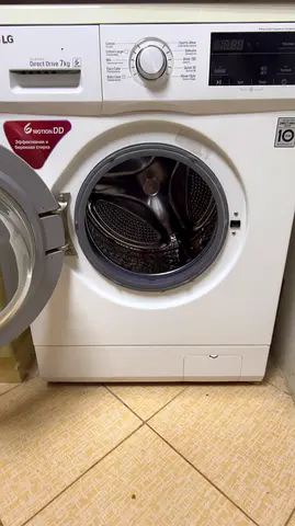 LG front load washing machine 7kg - perfect working condition