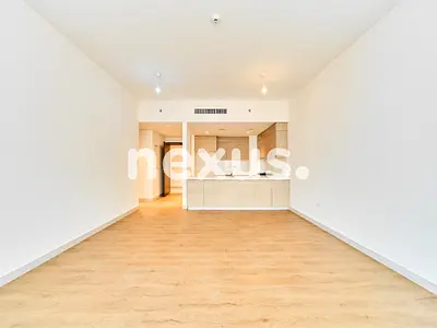 COMMUNITY VIEW | VACANT | UNFURNISHED | UPGRADED