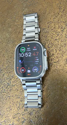 Apple Watch Ultra 1 with titanium bracelet and 2 loops