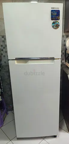 Samsung Top Freezer Refrigerator - White, Good Working Condition