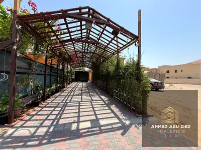 فرصة مميزة للعائلات الباحثة عن الراحة والخصوصية، ملحق واسع بتقسيم عملي وموقع سكني مميز في المويهات 1.