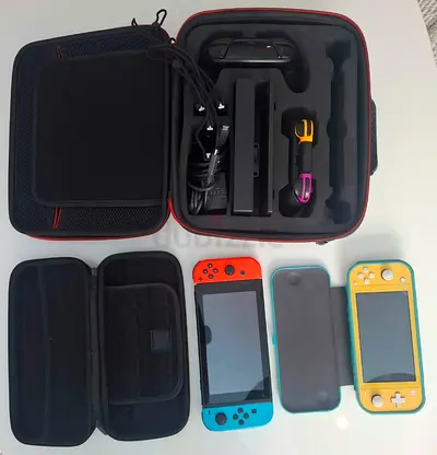 2 Nintendos + all accessories + games for sale