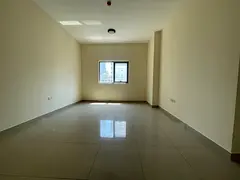 FULLY SAPICIOUS!!FREE PARKING NEW BUILDING ONEBHK APPARTMENT WITH MASTERBEDROOM CLOSED TO CORNICHE O