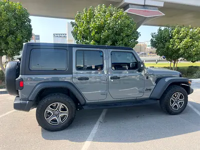 Jeep Wrangler - Female 1 owner - GCC Spec - Full Jeep Service history