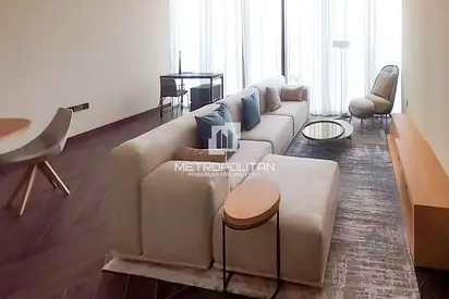 Luxury & Italian Furnishing | Skyline View |Vacant