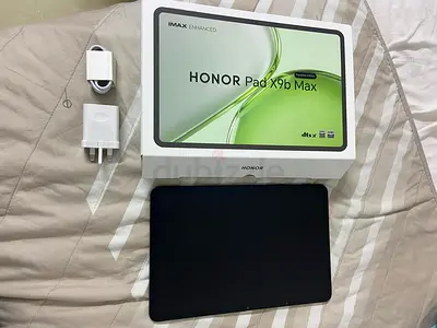 HONOR Pad X9b Max tablet pape like edition with charger and cable - brand new condition, TDRA