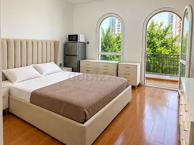 Master room tree facing balacony for rent