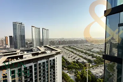 2 Bedrooms | Community Views | Bright Unit