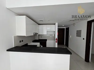 MULTIPLE CHEQUE | COZY | SPACIOUS