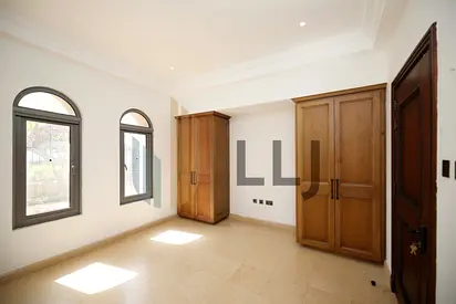 Beautiful Villa w/ Landscape Garden| Available Nov