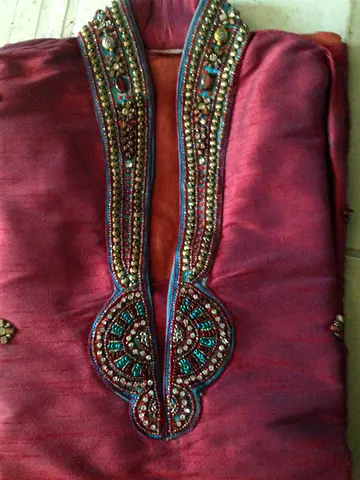 Boys 3 p kurta set with embroidery and lining as new