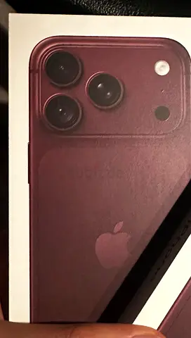 iPhone 18Promax 512 GB Burgundy boxed pack