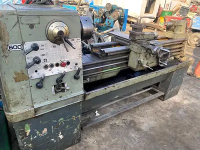 Used Industrial Engine Lathe Machine - Heavy Duty Workshop Lathe