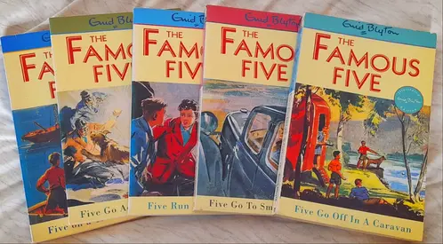 Enid Blyton The Famous Five set — 5 paperback adventure books (classic children’s series)