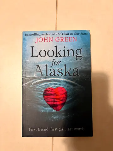 Looking for Alaska by John Green (Paperback). Pre-Loved, Good Condition.