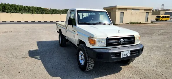 2015 Toyota LAND CRUISER 70 SERIES 照片 1