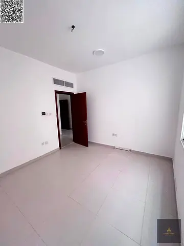 غرفه وصاله للايجار السنوي قريب الكورنيش اول ساكن..