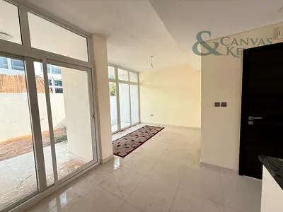 GENUINE RESALE | SPACIOUS LAYOUT | MULTIPLE OPTIONS