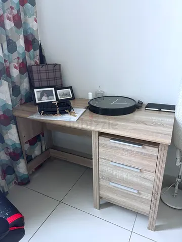 Study table for sale