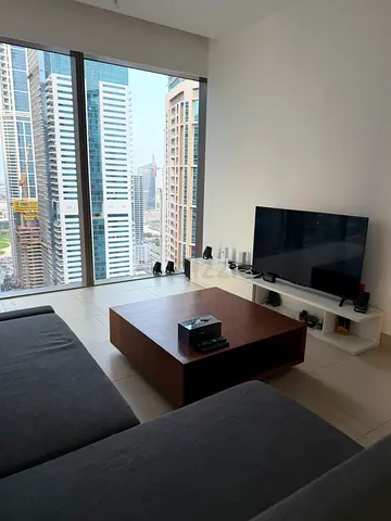 Room in best building in marina ( Marina gate)