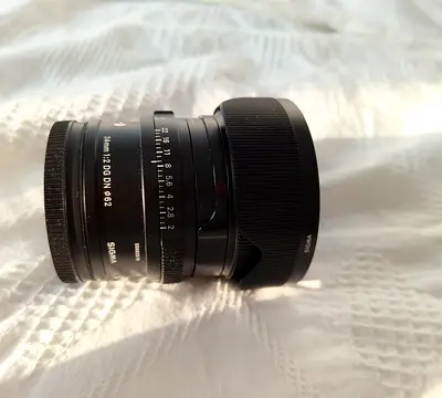 Sigma 24mm f/2.0 DG DN Contemporary Lens (Leica L mount) - Good Condition