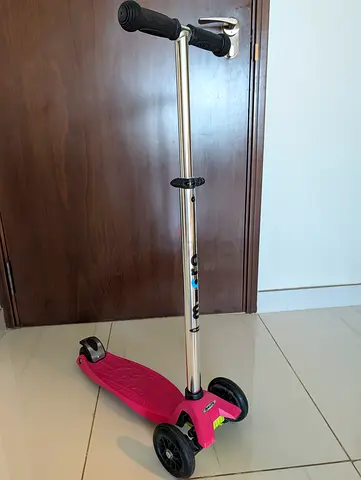 Kid's 3-Wheel Pink Micro Maxi Scooter, Adjustable Handle