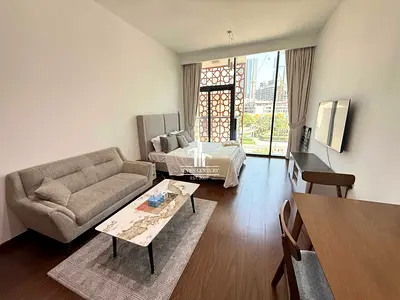 Bright Layout with City View|Prime Location|Vacant