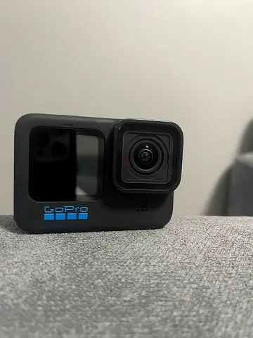 GoPro Hero 10 Mint Condition Barely Used & 256 GigaBytes Storage & Equipment (Price Negotiable)
