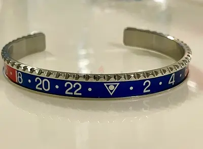 Speedometer Official Original Silver Steel with Blue and Red GMT-style Insert