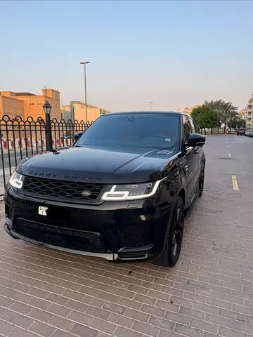 2018 Land Rover Range Rover Sport HSE Dynamic Black - GCC Specs