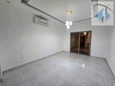 فيلا للايجار بسعر 80 الف 5 غرف مع رووف