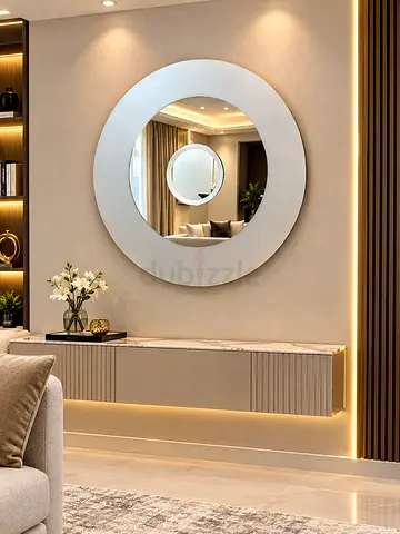 Beautiful Italian round mirror