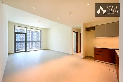 1BR Apartment | Creek Rise 1 Tower | Marina & Downtown View | Balcony Access