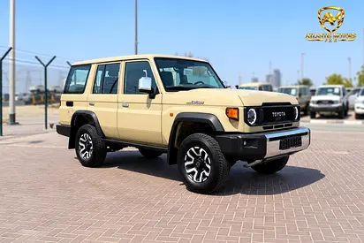 Toyota Land Cruiser 70 Series LC 76 VXR 2026 GCC Specs