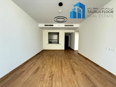 Premium 1BR | Maidsroom / store | Near metro | Huge size