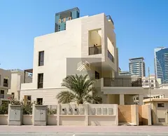Spacious 4BR Townhouse | Available | Family Living
