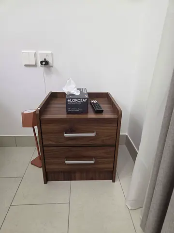 Bed side table