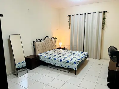 Room available for rent - Near dubai Sharjah boarder