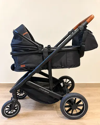 Strolly for baby