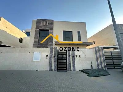 Hot Offer🔥Specious 5 bedrooms Villa\^Just in 125k