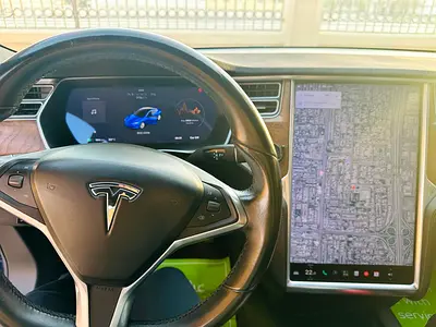 2018 Tesla MODEL S — миниатюра 17