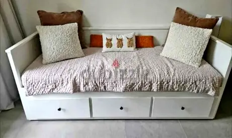 Ikea Day Bed with Mattress Available in Perfect Condition