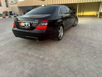 2009 Mercedes-Benz S-Class S 350 GCC Specs