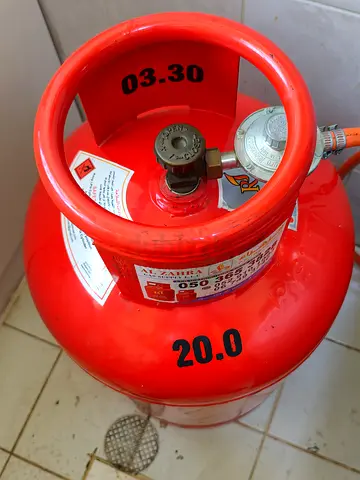 20kg LPG Gas Cylinder with Regulator - Excellent Condition