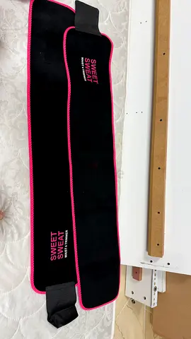 Sweet Sweat Waist Trimmer Belt - Black with Pink Trim